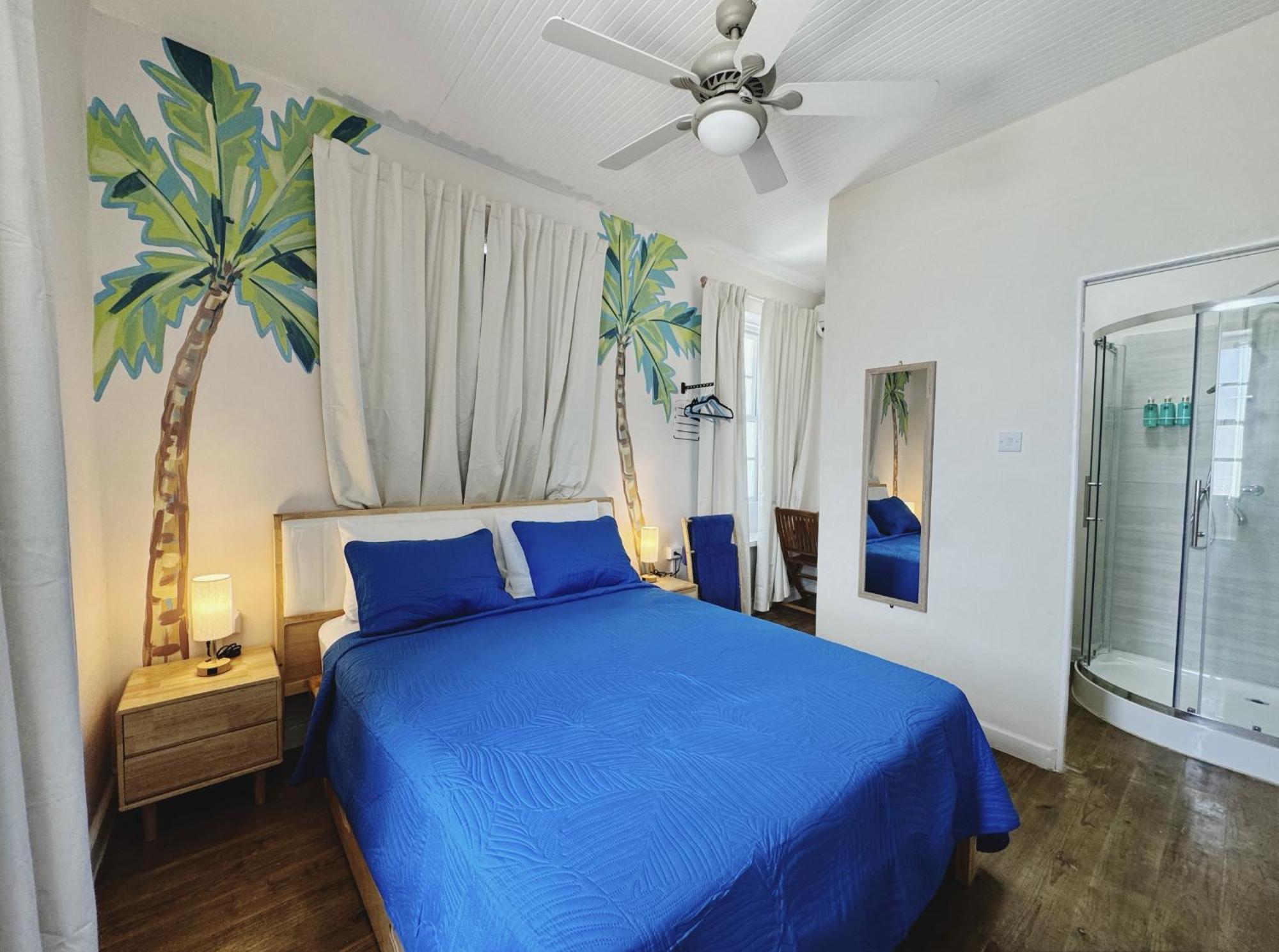 Eden On The Sea Otel Bridgetown Oda fotoğraf